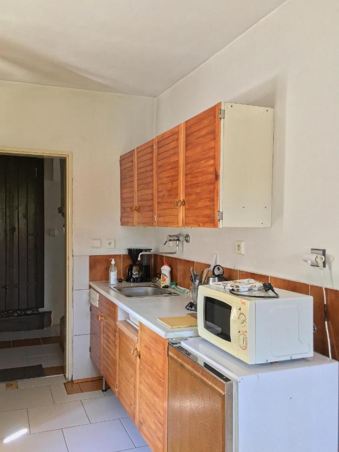 Apartmány v broumovském statku Exterior foto